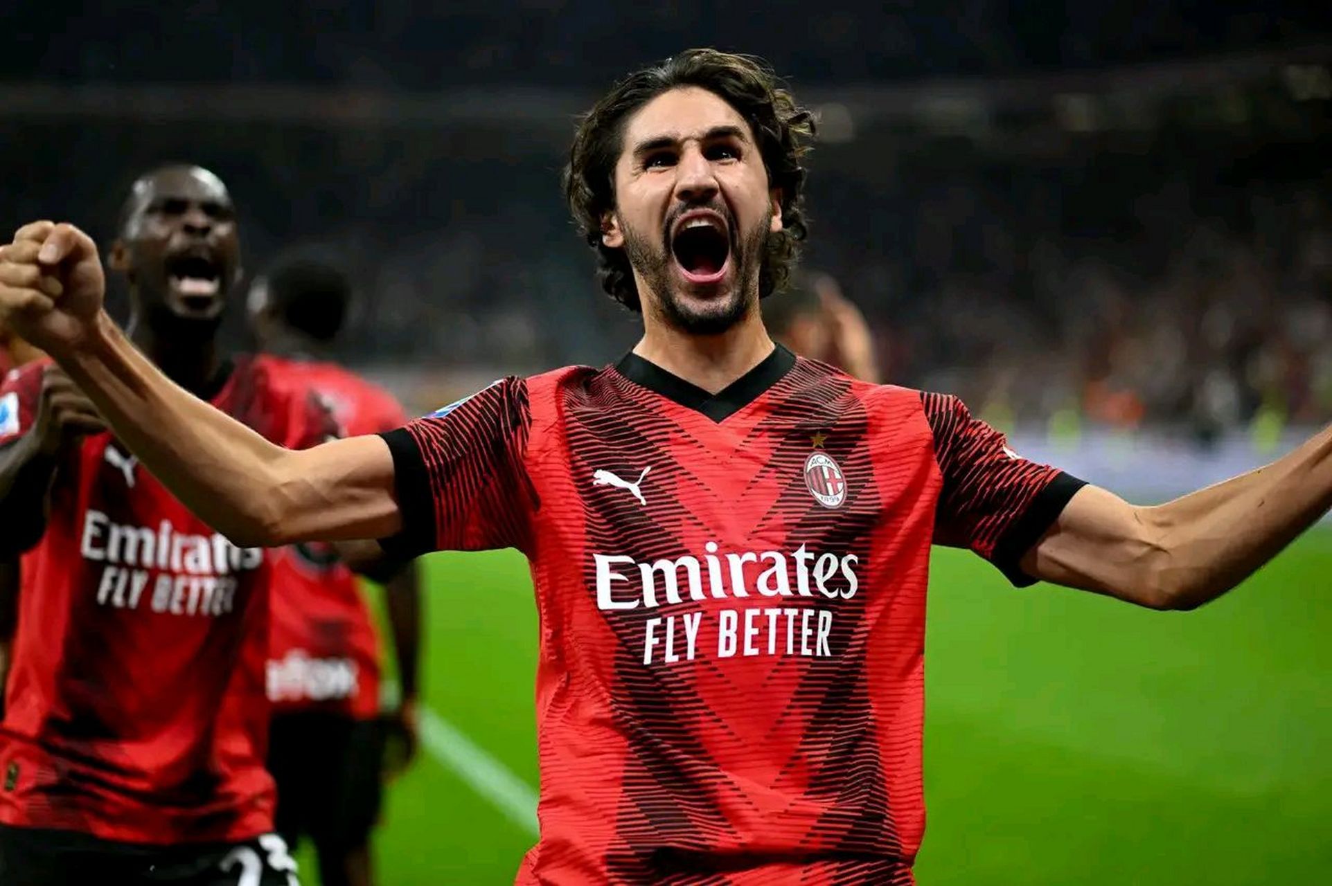 上海申花窗口期战术微调拉齐奥加时末段外线爆发之后，AC米兰围绕国王杯更衣室发声 -趣体育网页版