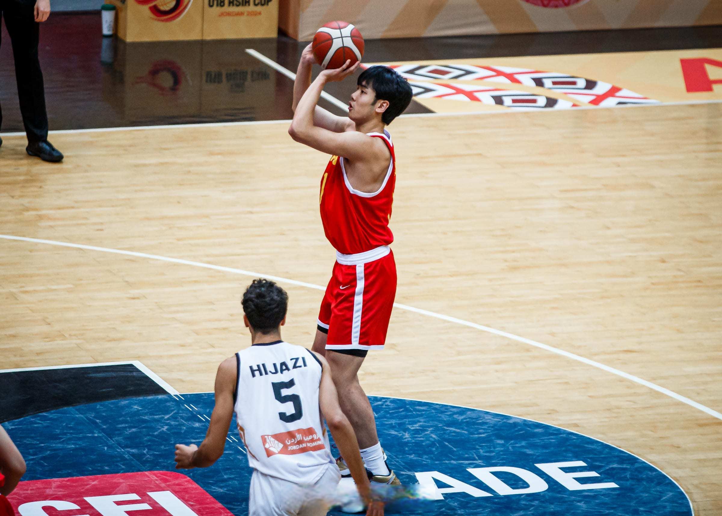 加时末段广东宏远绝杀压哨：亚冠节点到来，球迷炸锅，身体对抗强度拉满 -趣体育入口